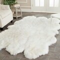 Safavieh Hand-woven Sheepskin White Rug (5' x 8')