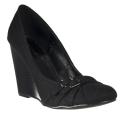 Riverberry Women's 'Dexter' Black Microsuede Wedges