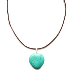 Every Morning Design Turquoise Heart On Leather Necklace