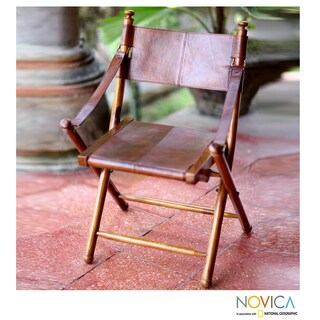 Handcrafted Teakwood Leather 'Java Dutch' Folding Chair (Indonesia)