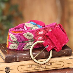 Handcrafted Wool 'Huantla Bouquet' Belt (Peru)-Image