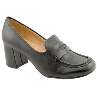 Tahari Women's 'Leslie' Leather Casual Shoes (Size 8)