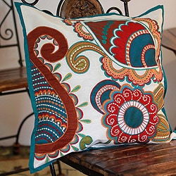 See Reviews Handcrafted Polyester 'Paisley Garden' Applique Cushion Cover (India)