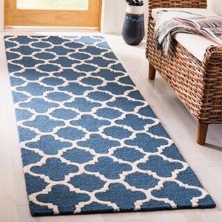Safavieh Handmade Cambridge Moroccan Navy Wool Rug (2'6 x 12')