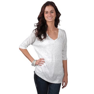 Journee Collection Juniors Lightweight V-neck Top