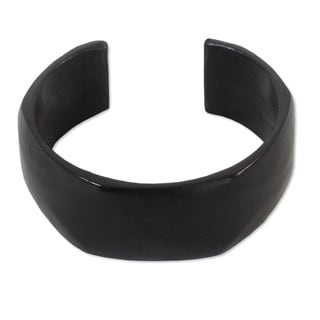 Handcrafted Leather 'Dasba in Black' Cuff Bracelet (Ghana)