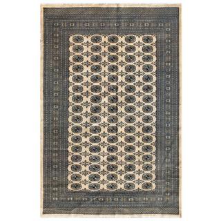 Pakastani Hand-knotted Bokhara Beige/ Grey Wool Rug (6' x 9')
