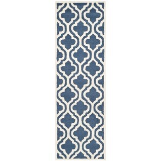 Safavieh Handmade Cambridge Moroccan Navy Wool Rug (2'6 x 8')