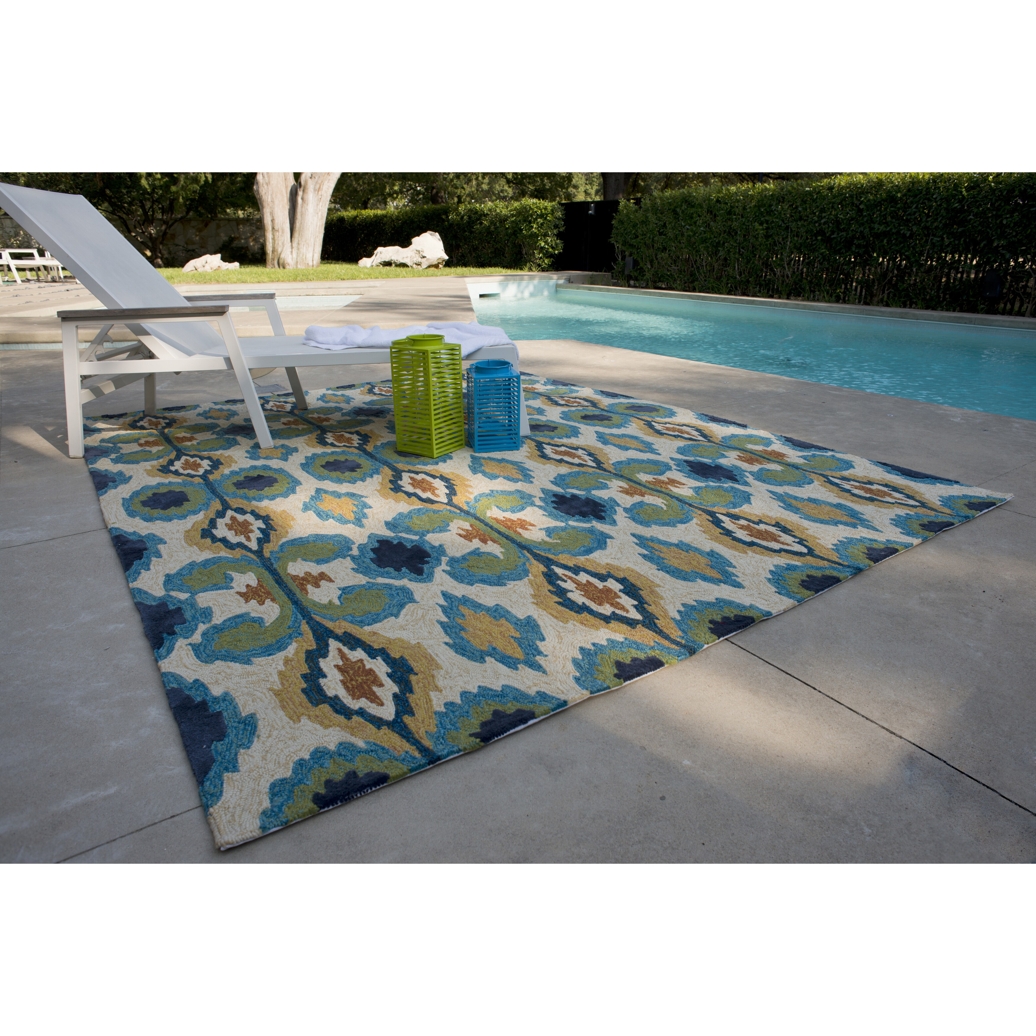 Hand-tufted Portia Ivory/ Blue Rug (7'6 x 9'6)