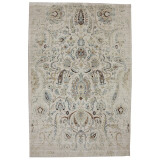 American Rug Craftsmen Serenity Sentiment Butter Pecan Rug (3'6 x 5'6)