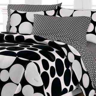 Spot the Dot 7-piece Bed in a Bag with Sheet Set
