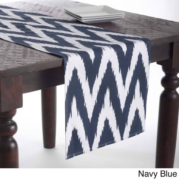 Runner runner Design  navy Table Chevron table