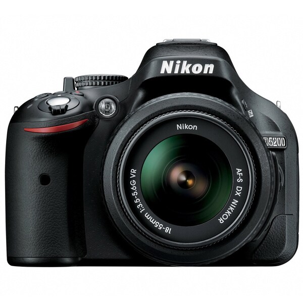 Nikon D5200 24.1MP Digital SLR Camera with 18-140mm Lens
