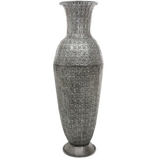 Hand-crafted Silvertone Wrought Iron Fluted Flower Vase (China)