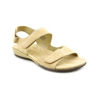 Easy Spirit Women's 'Hartwell' Leather Sandals - Wide (Size 6 )