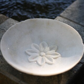 Buy Online Hand-crafted Marble Lotus Decorative Plate (India)