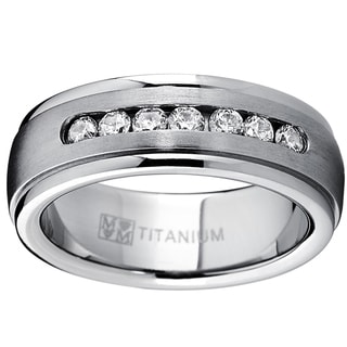 Oliveti Men's Dome Titanium Cubic Zirconia Comfort Fit Wedding Band (7 mm)-Image