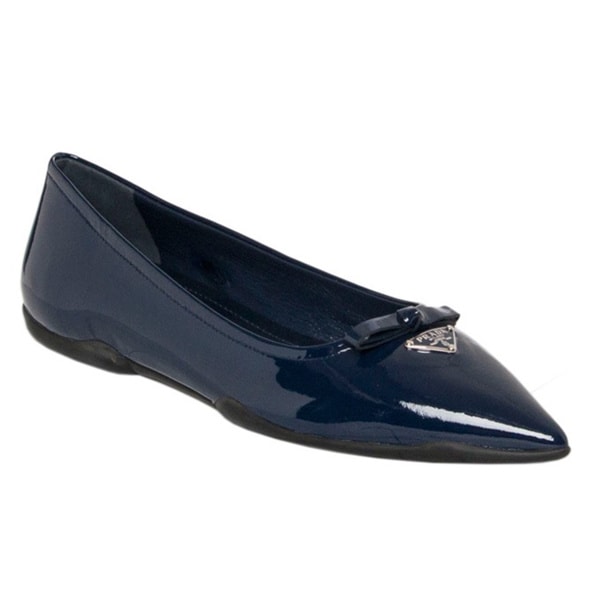 Prada Womens Blue Patent Leather Pointy Toe Flats 164