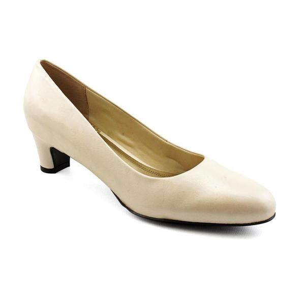 Trotters Women's 'Janna' Leather Dress Shoes Narrow (Size 8.5