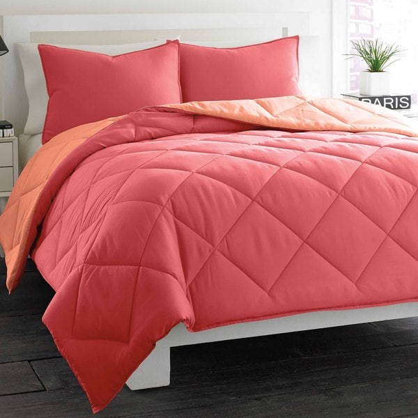 City Scene Coral Reversible 3-piece Comforter Set