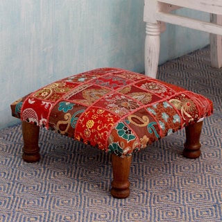 Sheesham Wood Cotton Polyester 'Rajasthan Illusions' Ottoman (India)