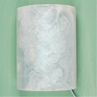 Handcrafted Onyx 'Puebla Twilight' Wall Sconce (Mexico)