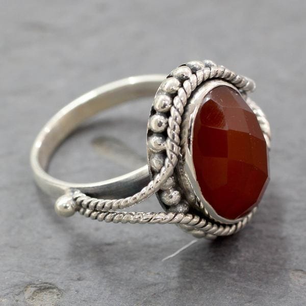 Handcrafted Sterling Silver 'Sun Afire' Carnelian Ring (India)