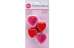 Wilton Silicone 'Mini Heart' Baking Cups (Pack of 12)
