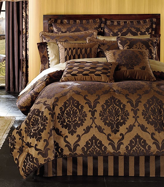 Croscill 'Mahogany' Luxury 4piece Comforter Set 11935242 Overstock