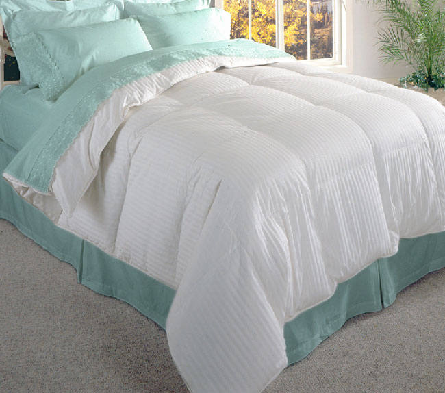 Luxury 600 Thread Count Goose Down Comforter (King)