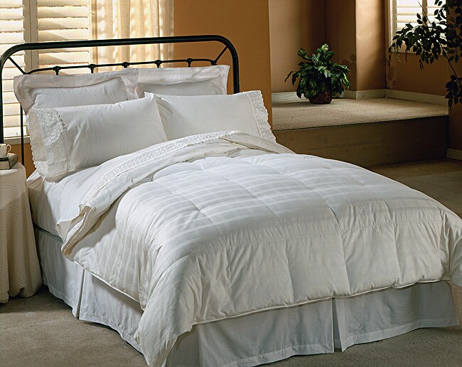 Mountain View 330 Thread Count Down Blend Comforter