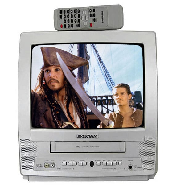 Sylvania SRC2213S 13inch TV/VCR COMBO (Refurbished) 953929