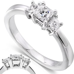   2ct TDW Princess Diamond 3 stone Ring (H I,SI1  SI2)  