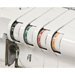 Yamata 3/4-thread Domestic Overlock/ Serger