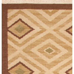 Hand-woven Sand Wool Rug (5' x 8')
