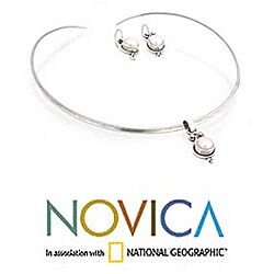 Silver Pearl 'Honesty' Choker/ Earring Set (India)