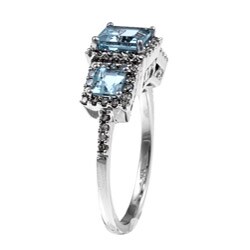10k Gold Aquamarine and 1/3ct TDW Diamond Ring (I-J, I2-I3)