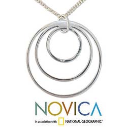Sterling Silver 'Inner Circle' Pendant Necklace (Thailand)