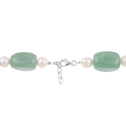 White Freshwater Pearl and Green Aventurine Bead Necklace (8-9 mm)