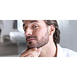 Philips Norelco Vacuum Li-ion Cord/Cordless Beard and Mustache Trimmer