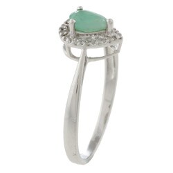 Viducci 10k White Gold Emerald and 1/10ct TDW Diamond Ring (G-H, I1-I2)