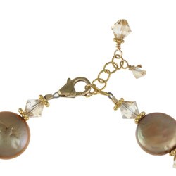 Charming Life Goldtone Champagne FW Pearl and Crystal Bracelet (13 mm)