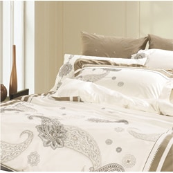 Castleton Paisley Embroidered King-size 3-piece Duvet Cover Set
