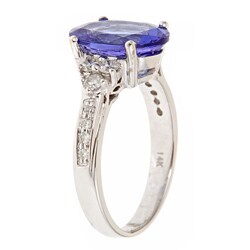 Dyach 14k White Gold Tanzanite and 2.5ct TDW Diamond Ring (G-H, I1-I2)