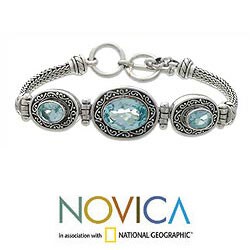 Sterling Silver 'Tradition' Blue Topaz Bracelet (Indonesia)