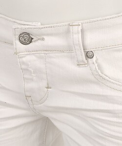 Princy by Jessica Simpson Lowboy White Denim Jeans