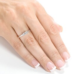 14kt Gold 1/2ct TDW Princess Diamond 3-stone Ring (H-I,SI1- SI2)