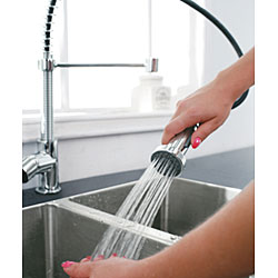 Vigo Modern Pull-out Spiral Kitchen Faucet