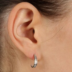 10k White Gold 1/4ct TDW Diamond J Hoop Earrings ( K-L, I3)