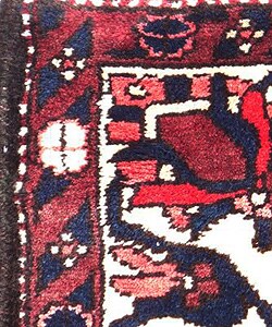 Iranian Bakhtiari Hand-knotted Plum/ Ivory Rug (5'2 x 9'7)